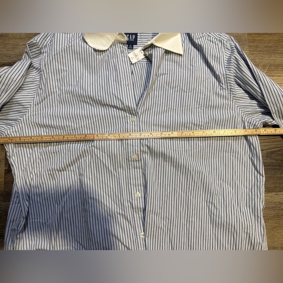 Gap Button Up “The Big Shirt” NWT - Picture 6 of 6